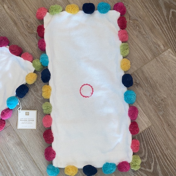 PB Teen Pom Pom Organic Pillow Covers (2) - Picture 6 of 13